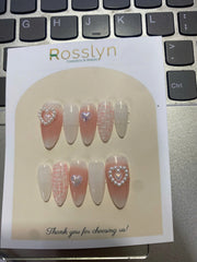 Nailbox h?ng pastel tr?ng ?ính trái tim DC160 - Rosslyn